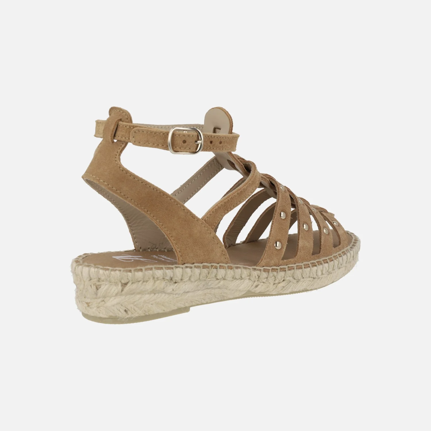 Sandalias romanas de serraje camel con tachas doradas y suela de yute - Image 4