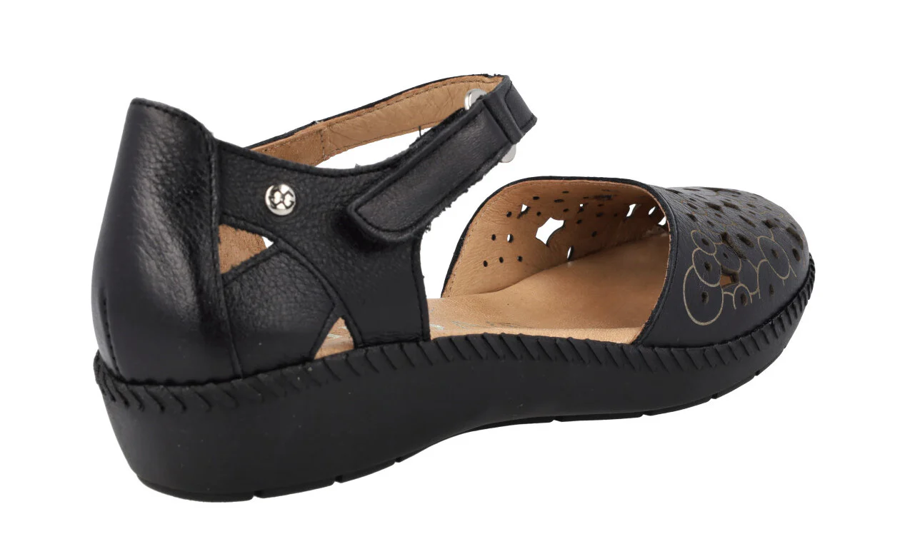 Sandalias troqueladas con cierre de velcro para mujer - Image 4