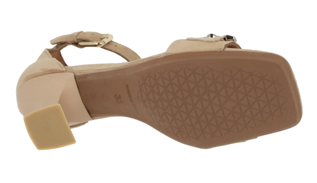 Sandalias Versalles en ante beige para mujer - Image 5