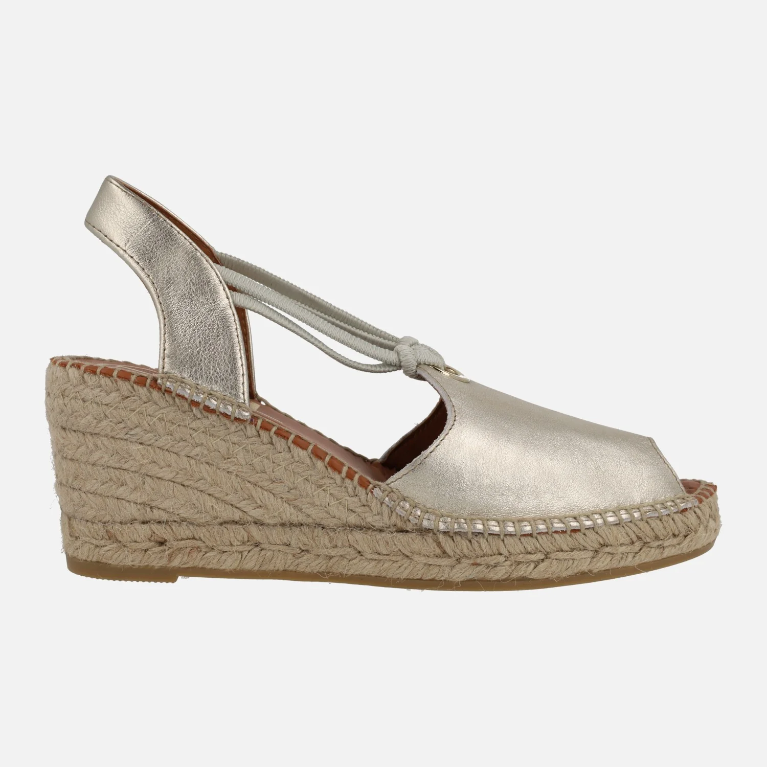 Zapatillas de esparto de piel con argolla metálica y elásticos Viguera 2143 - Image 6