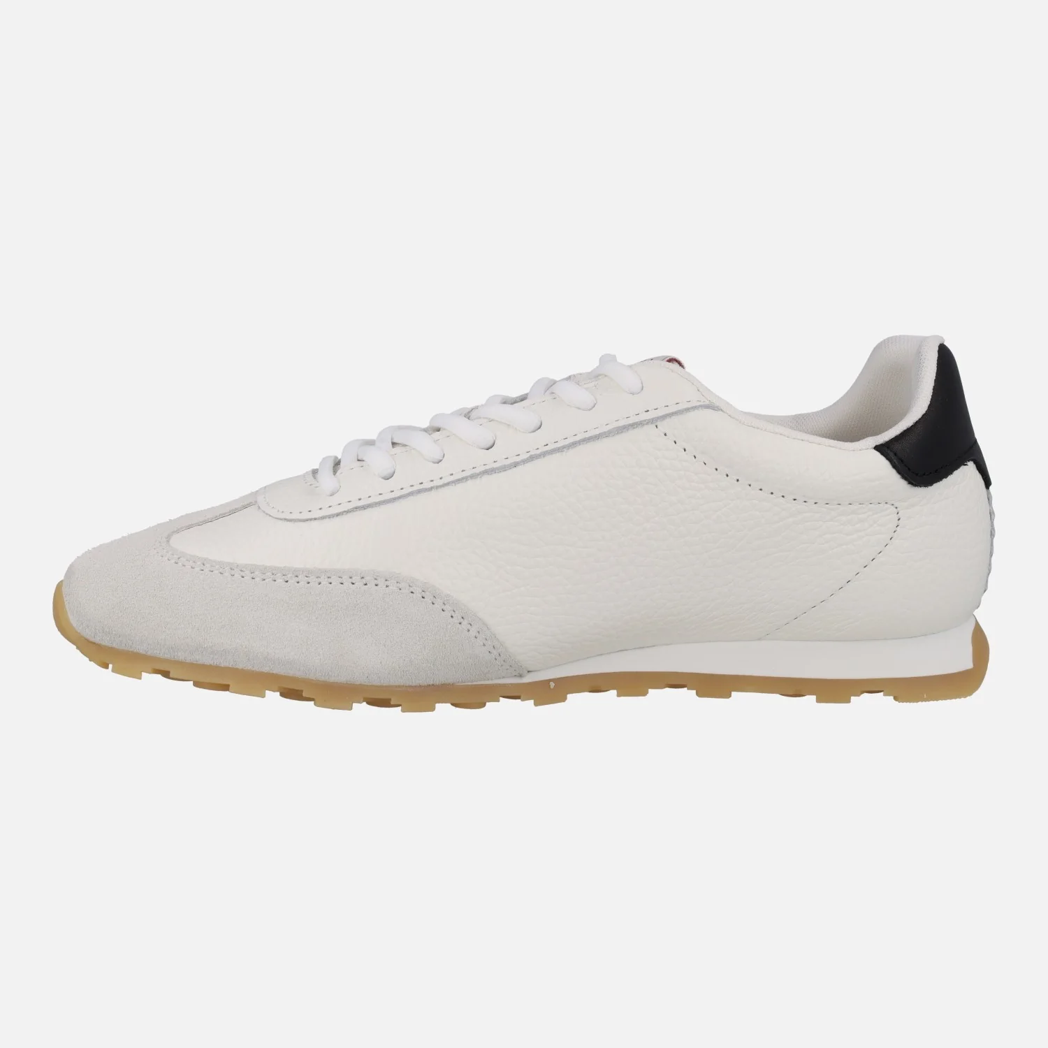 Zapatillas deportivas blancas con detalles en negro - Image 4