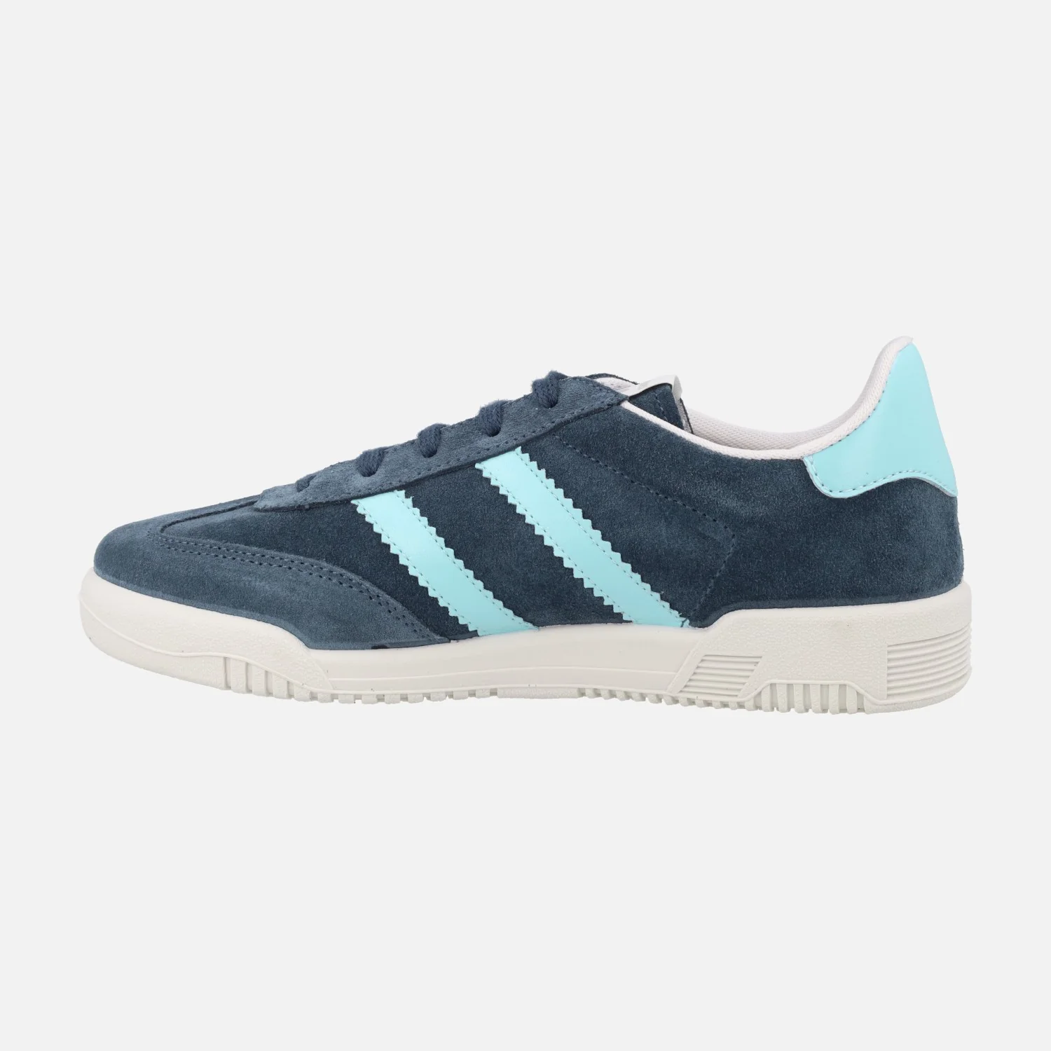 Zapatillas deportivas en piel serraje con cierre de cordones - Image 10