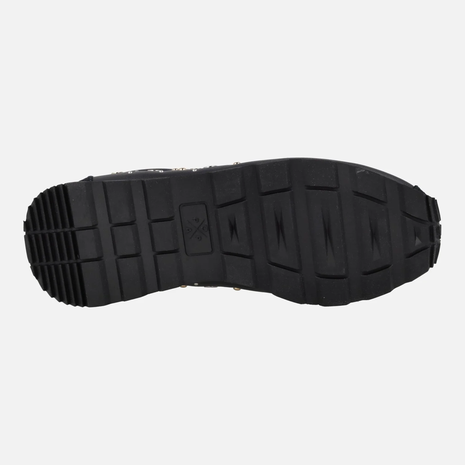 Zapatillas deportivas Inara en piel negra con tachas - Image 9