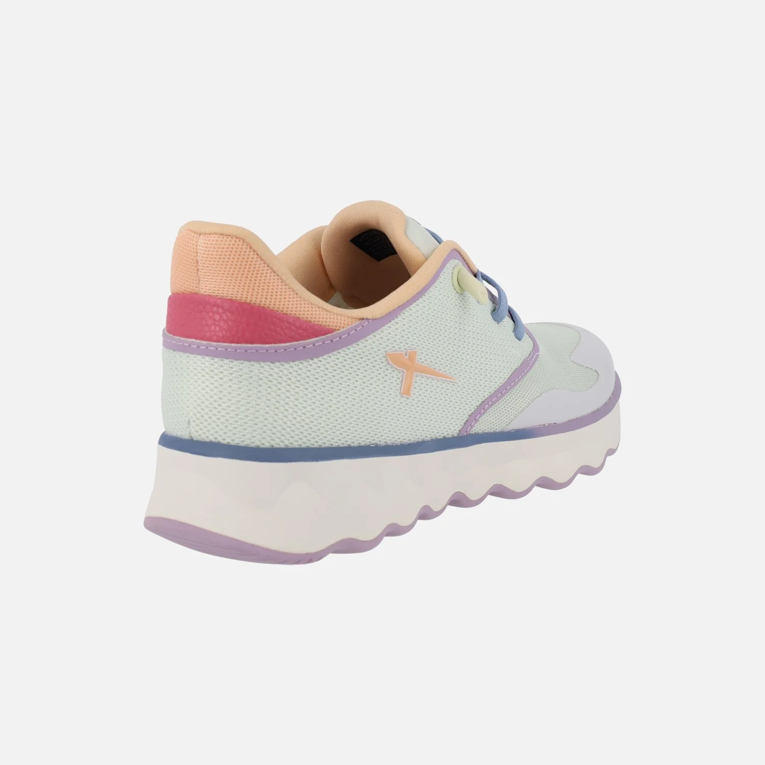 Zapatillas deportivas Tamaris en tejido con cordones elásticos - Image 13