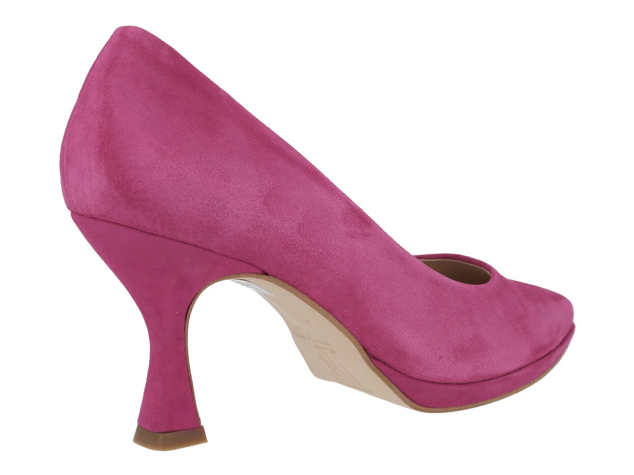 Zapatos corte salón de ante con plataforma y tacones de 8 cms - Image 4