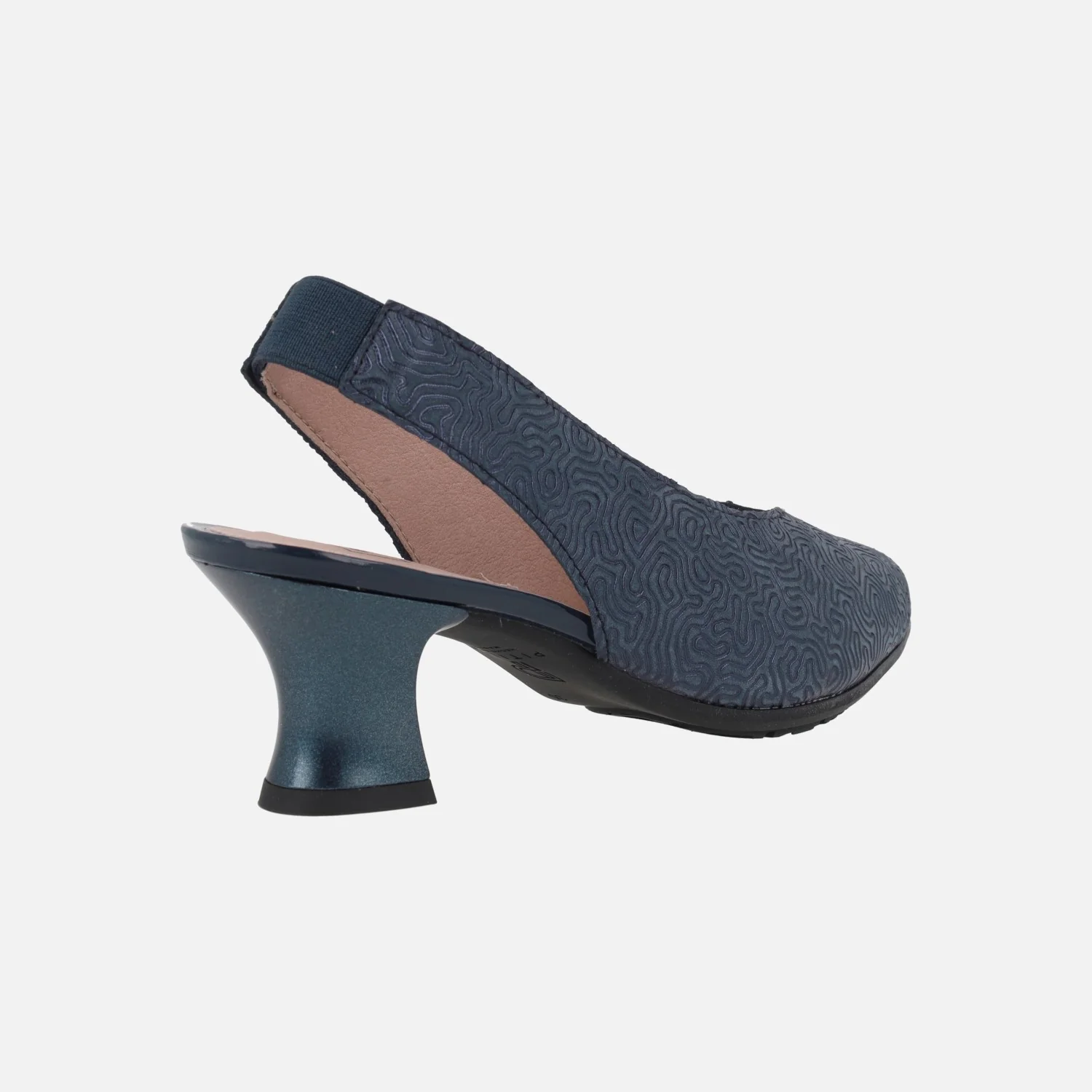 Zapatos corte salón destalonados con piel grabada y tacón bajo - Image 11