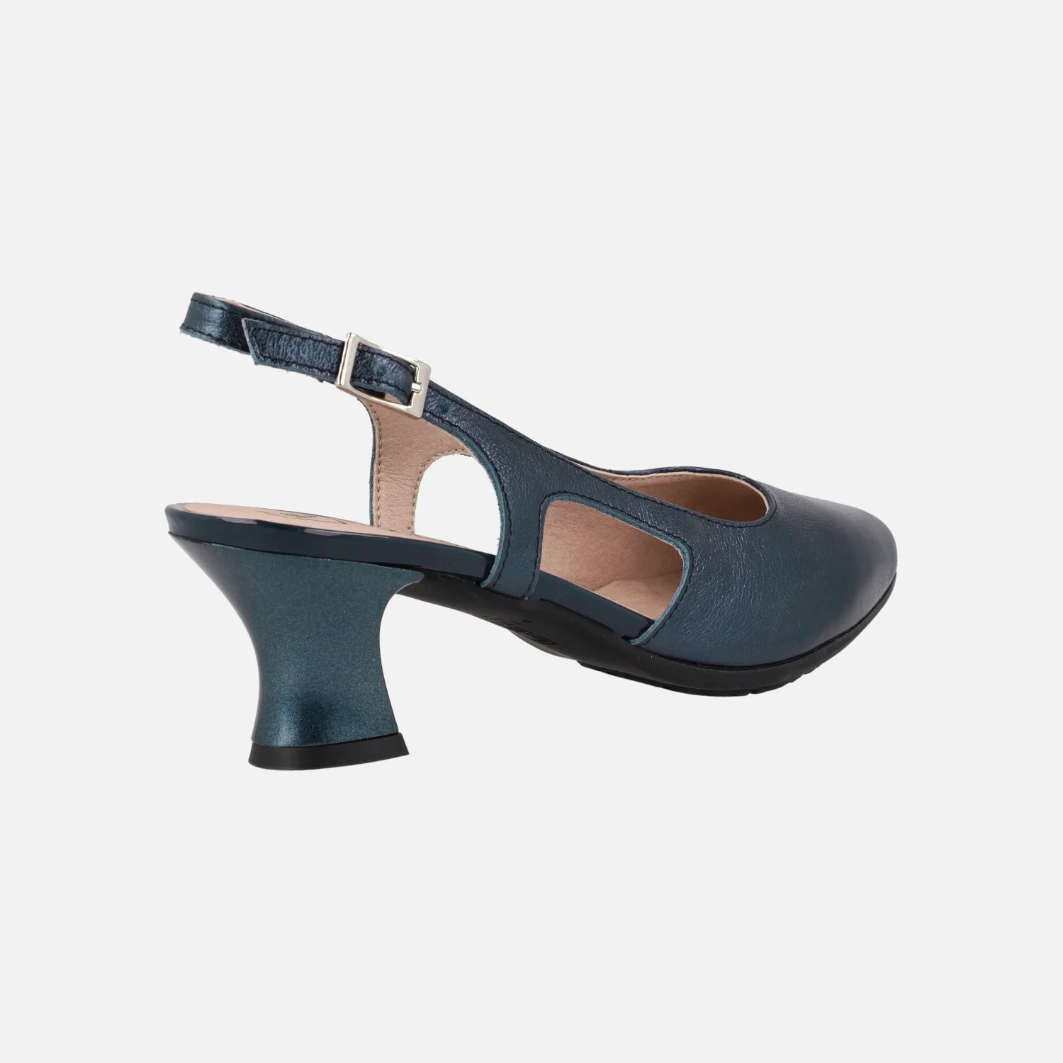 Zapatos corte salón destalonados en piel metalizada con tacón bajo - Image 15