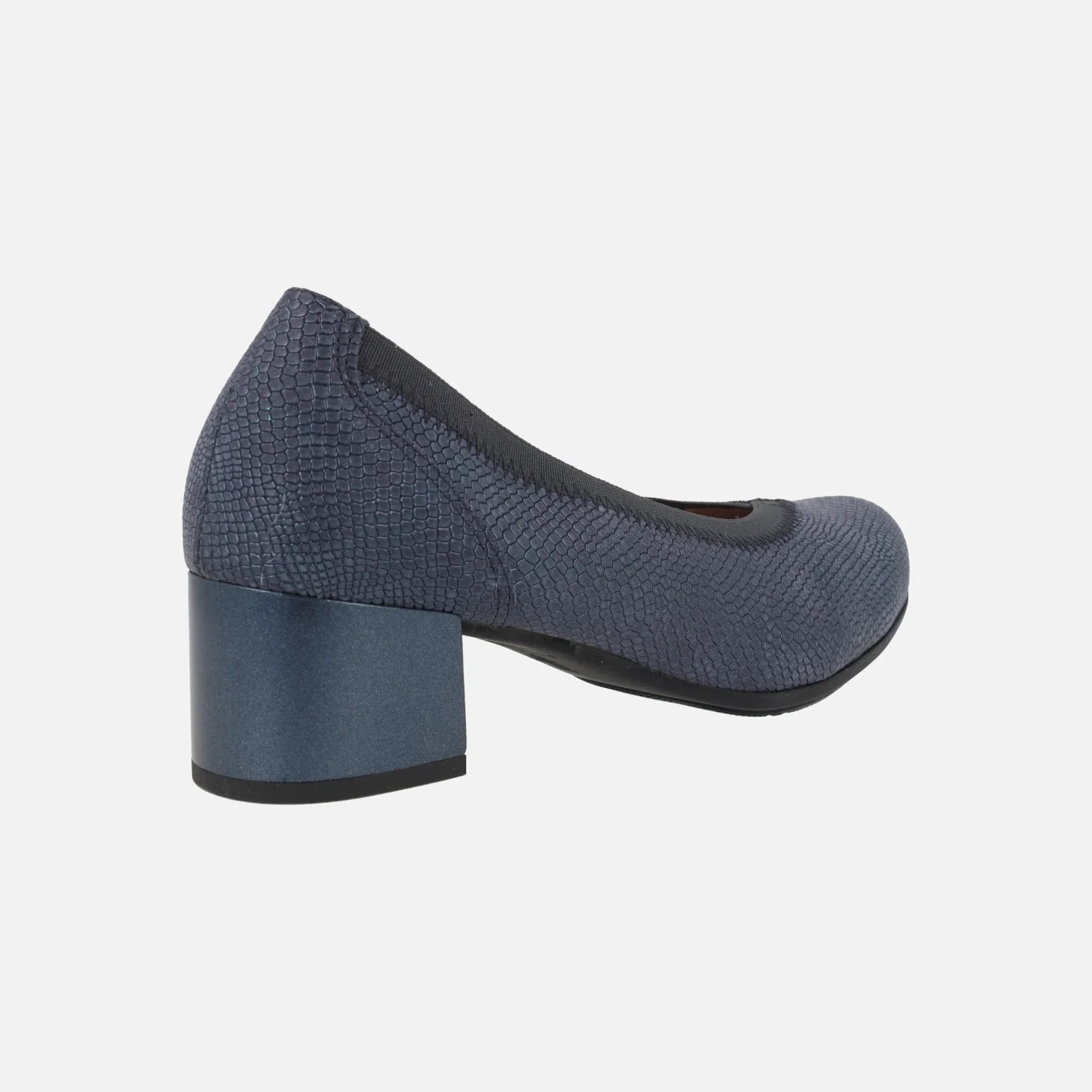 Zapatos corte salón en piel grabada con tacón bajo - Image 10