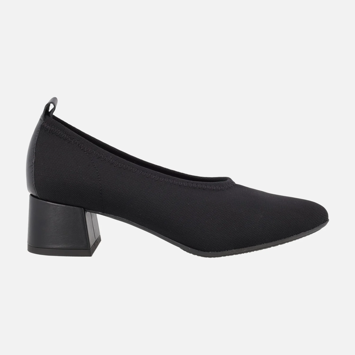 Zapatos corte salón en tejido elástico negro con tacones bajos