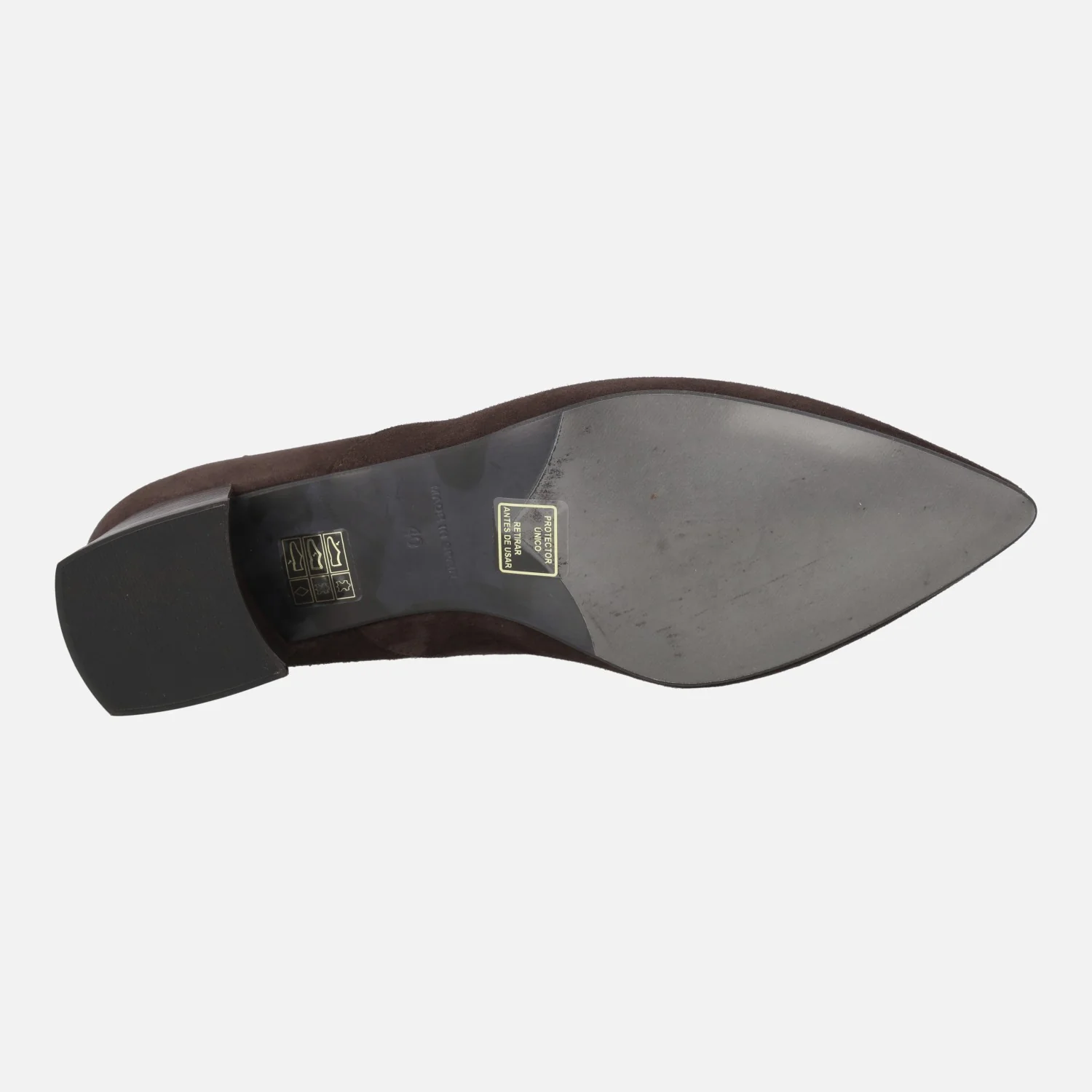 Zapatos de ante Iratxe con tacón bajo y tira al empeine - Image 6