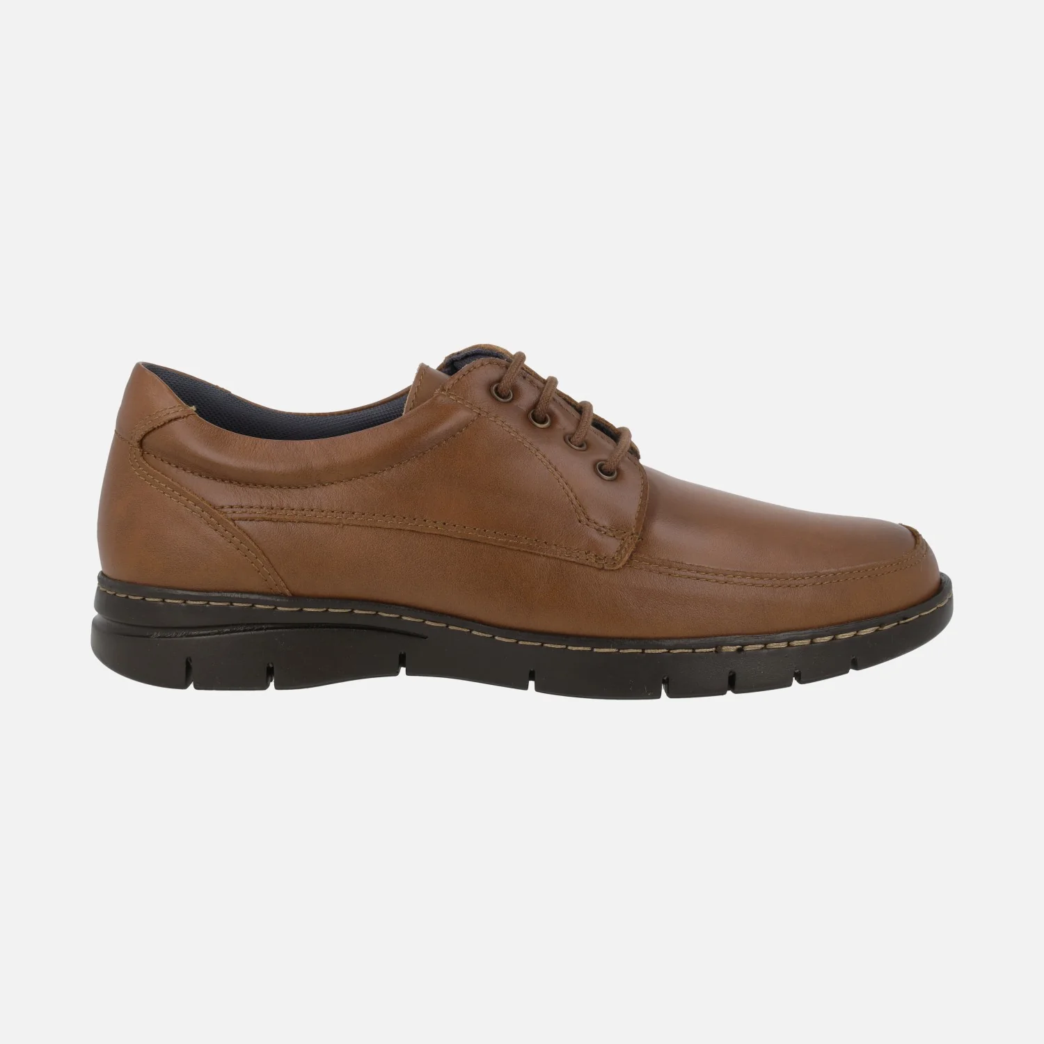 Zapatos de cordones en piel con corte clásico para hombre