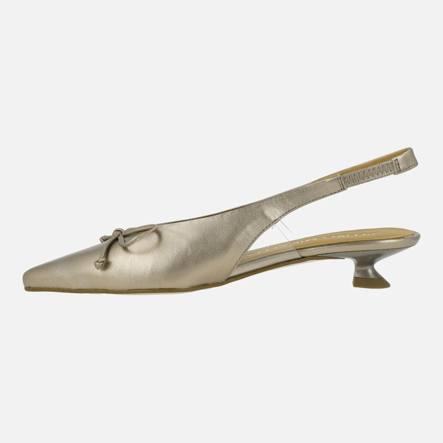 Zapatos de piel destalonados con adorno de lazo - Image 3