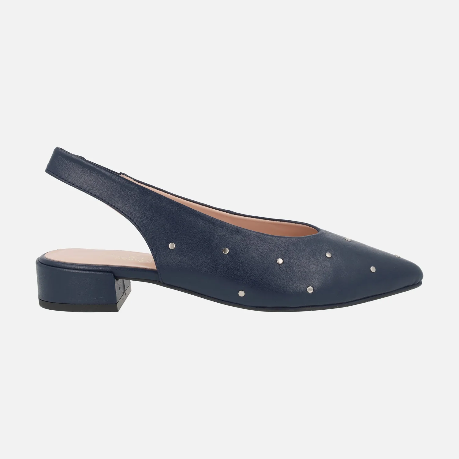 Zapatos de piel destalonados en azul marino con tachas plateadas