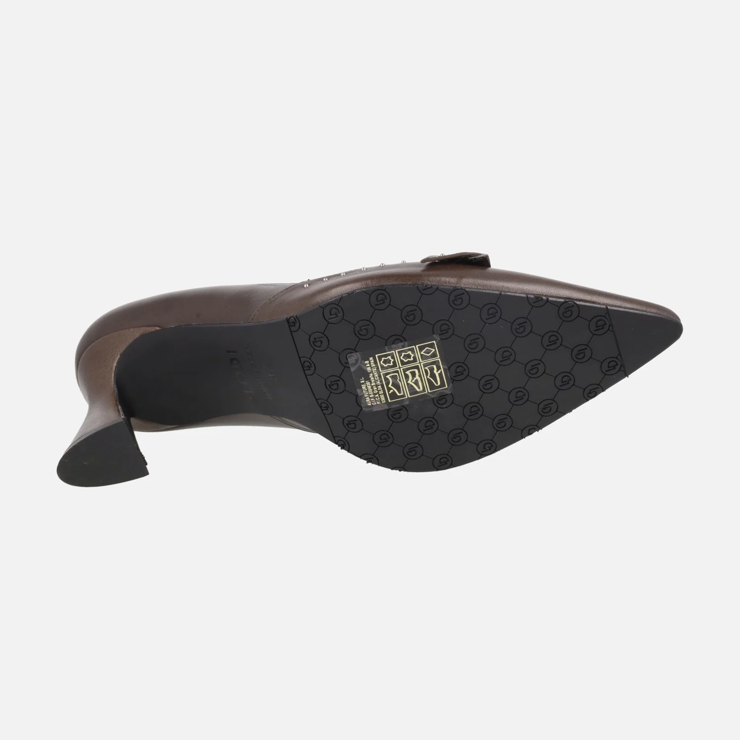 Zapatos de salón en piel marrón con adorno de lazo y tachas Renca - Image 6