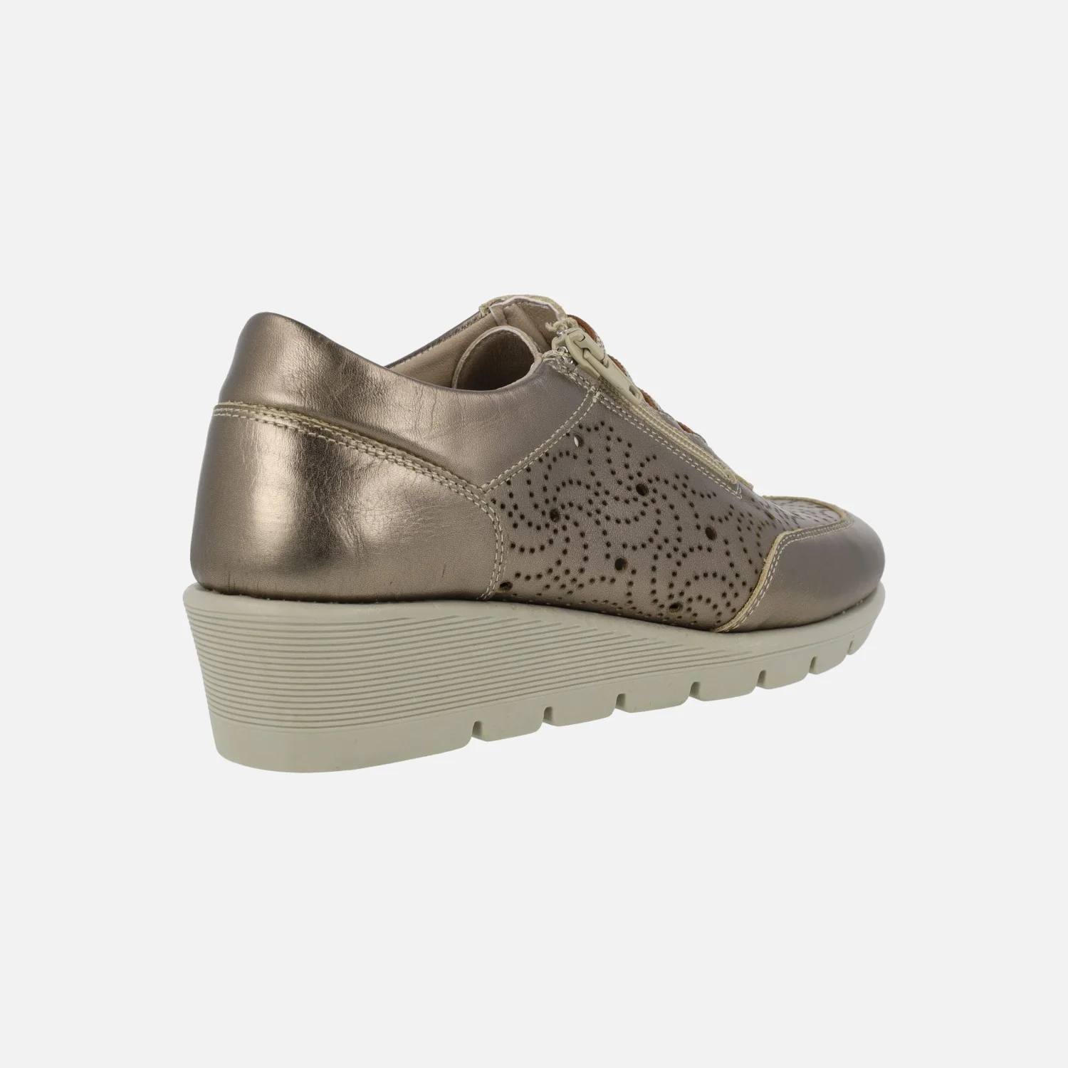 Zapatos deportivos de piel con dibujos troquelados - Image 10