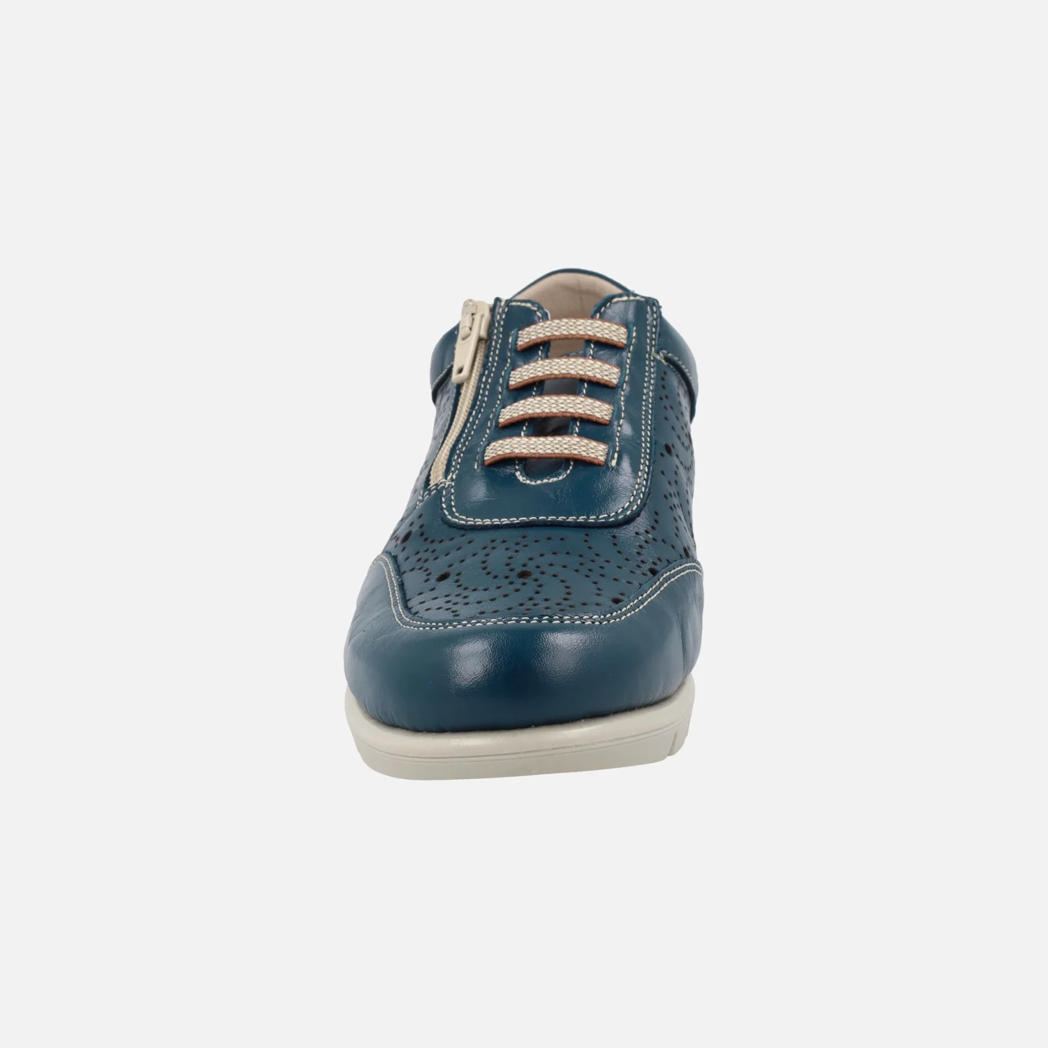 Zapatos deportivos de piel con dibujos troquelados - Image 17