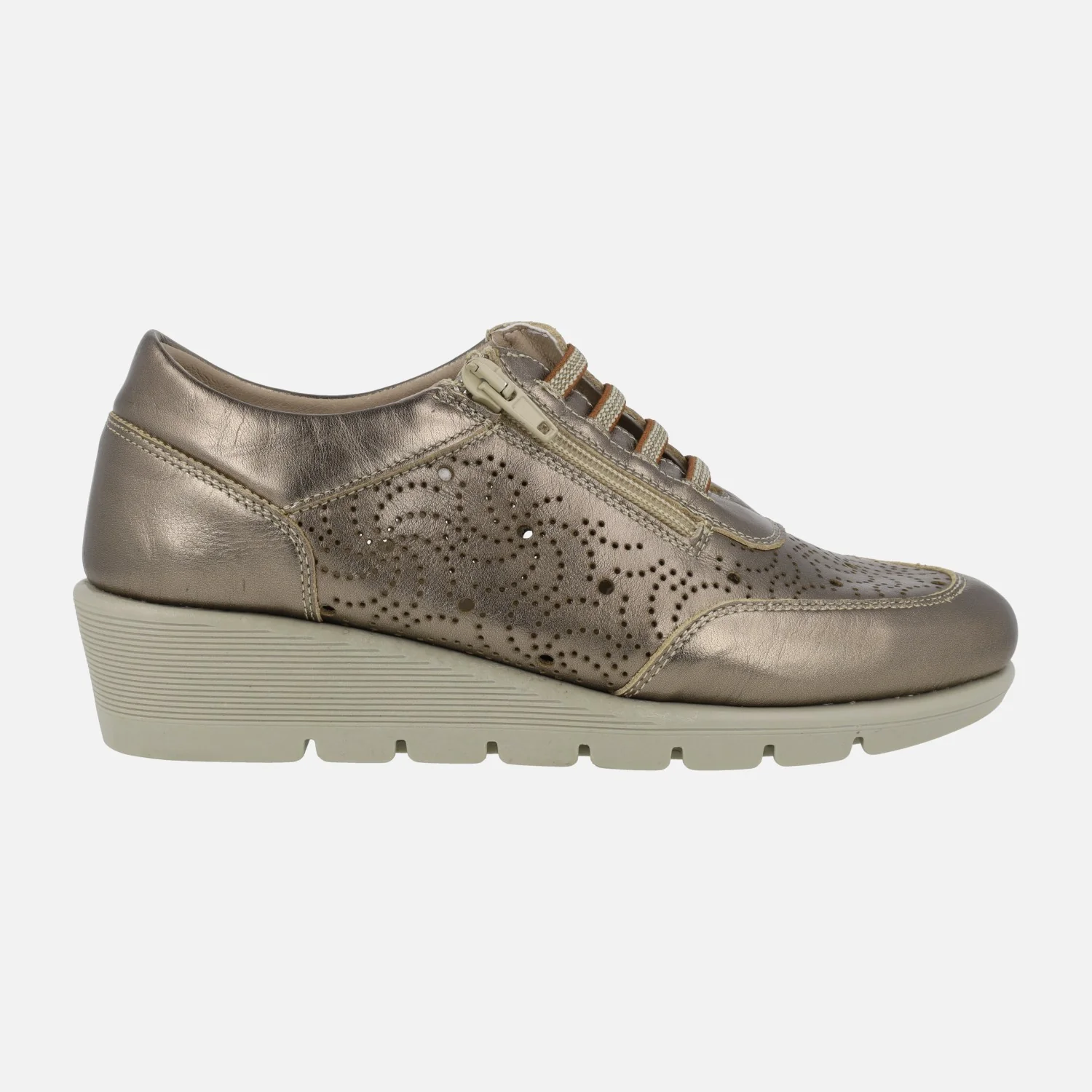 Zapatos deportivos de piel con dibujos troquelados - Image 7