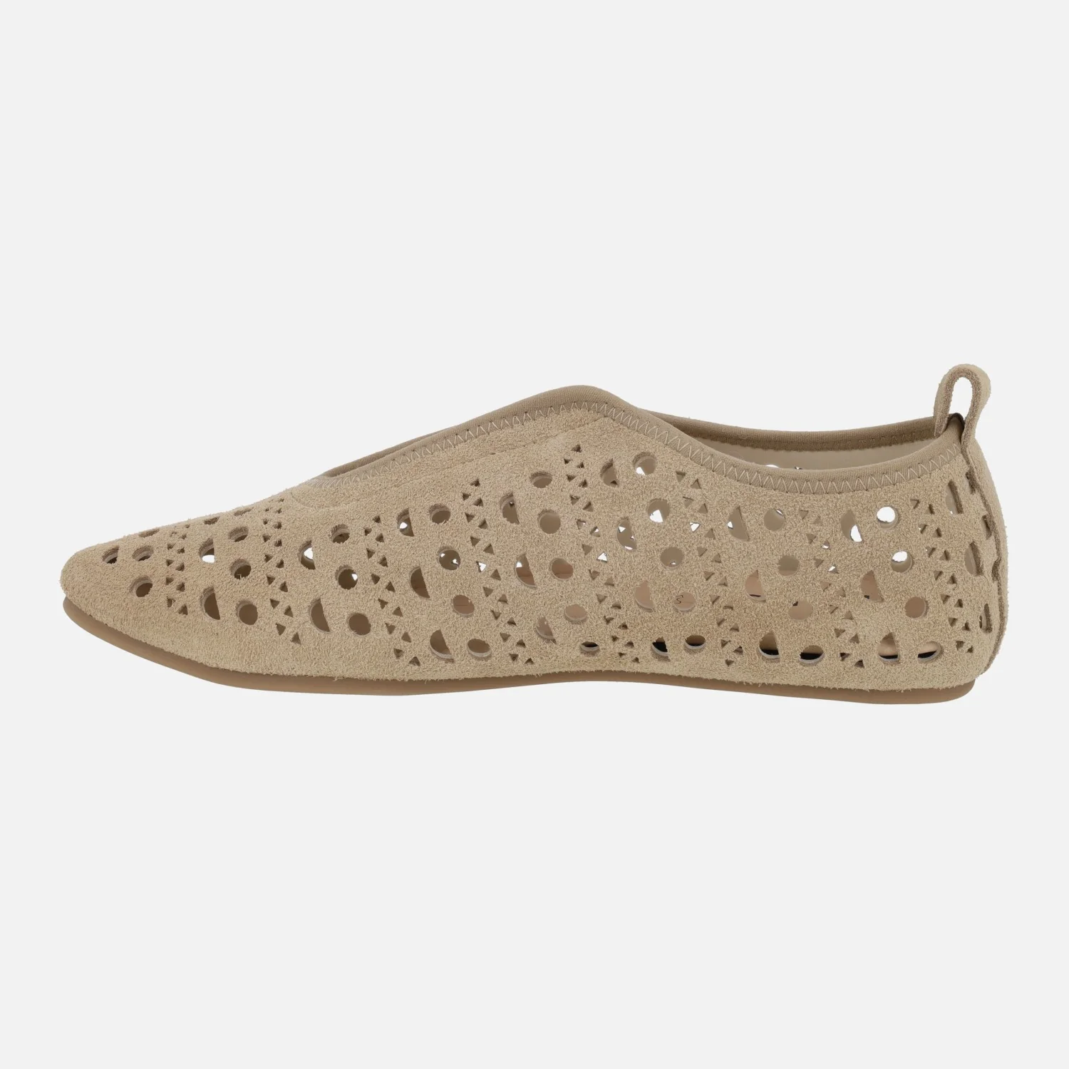 Zapatos deportivos en serraje beige con troquelados y cierre de elásticos - Image 3