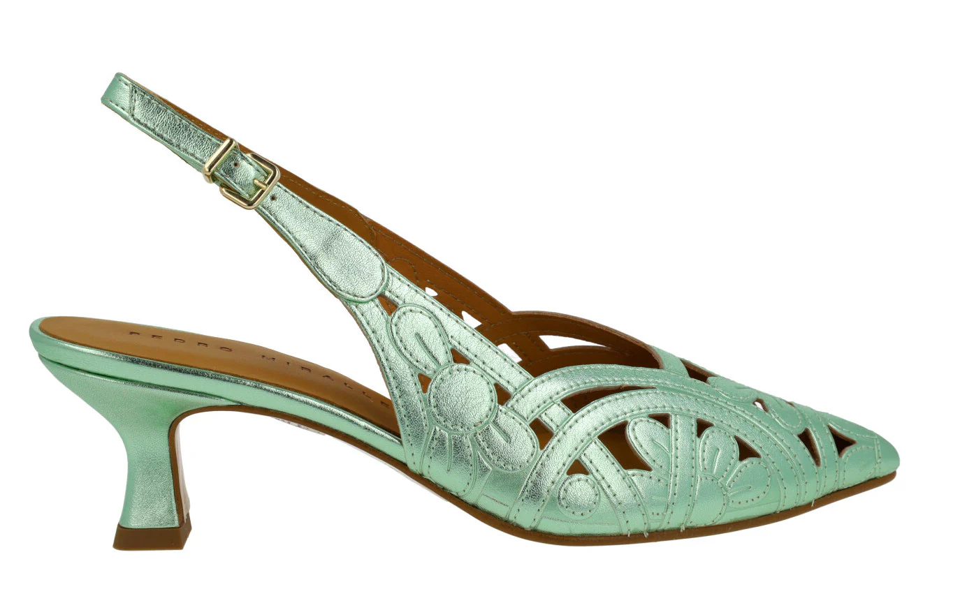 Zapatos destalonados Soulme con punta fina - Image 12
