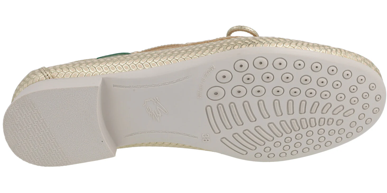 Zapatos mocasines de piel grabada con adorno de lazo - Image 5