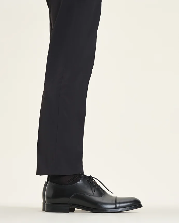 Zapatos oxford Lenox en piel negra con puntera recta - Image 2