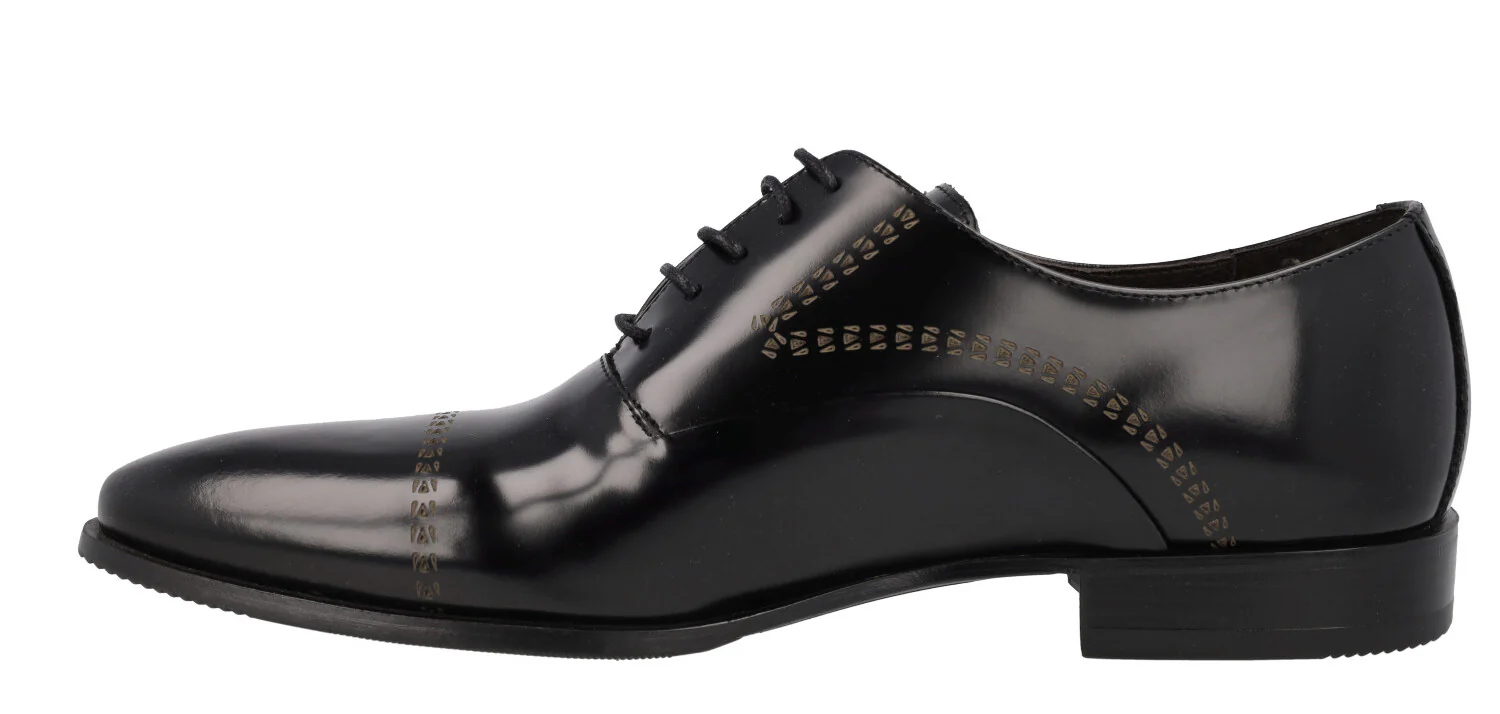 Zapatos oxford para hombre en piel antick con dibujos grabados - Image 9